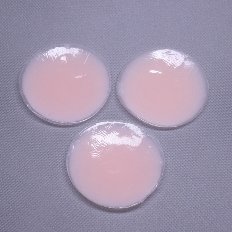 Sutien lipicios adeziv din silicon invizibil pentru femei